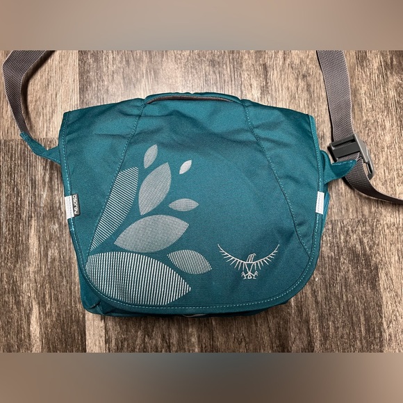 OSPREY Teal TABLET Device CROSSBODY Messenger BAG - Picture 16 of 16